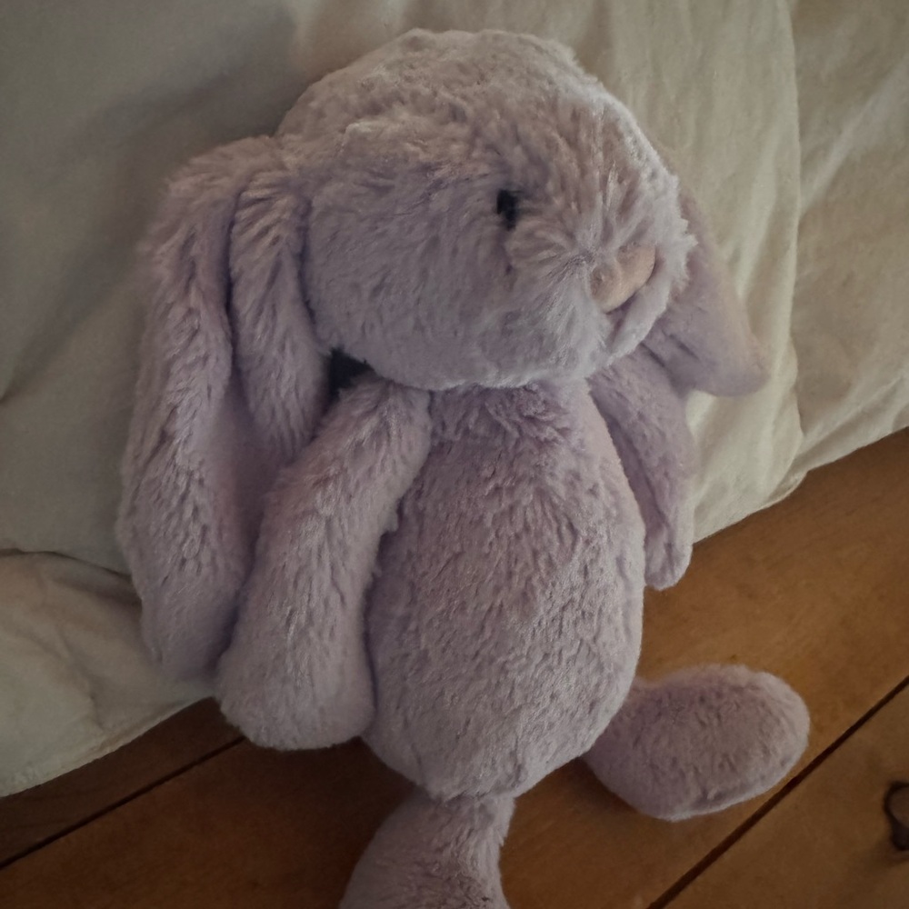 Retired and rareLilac jellycat bashful Bunny Toy like new